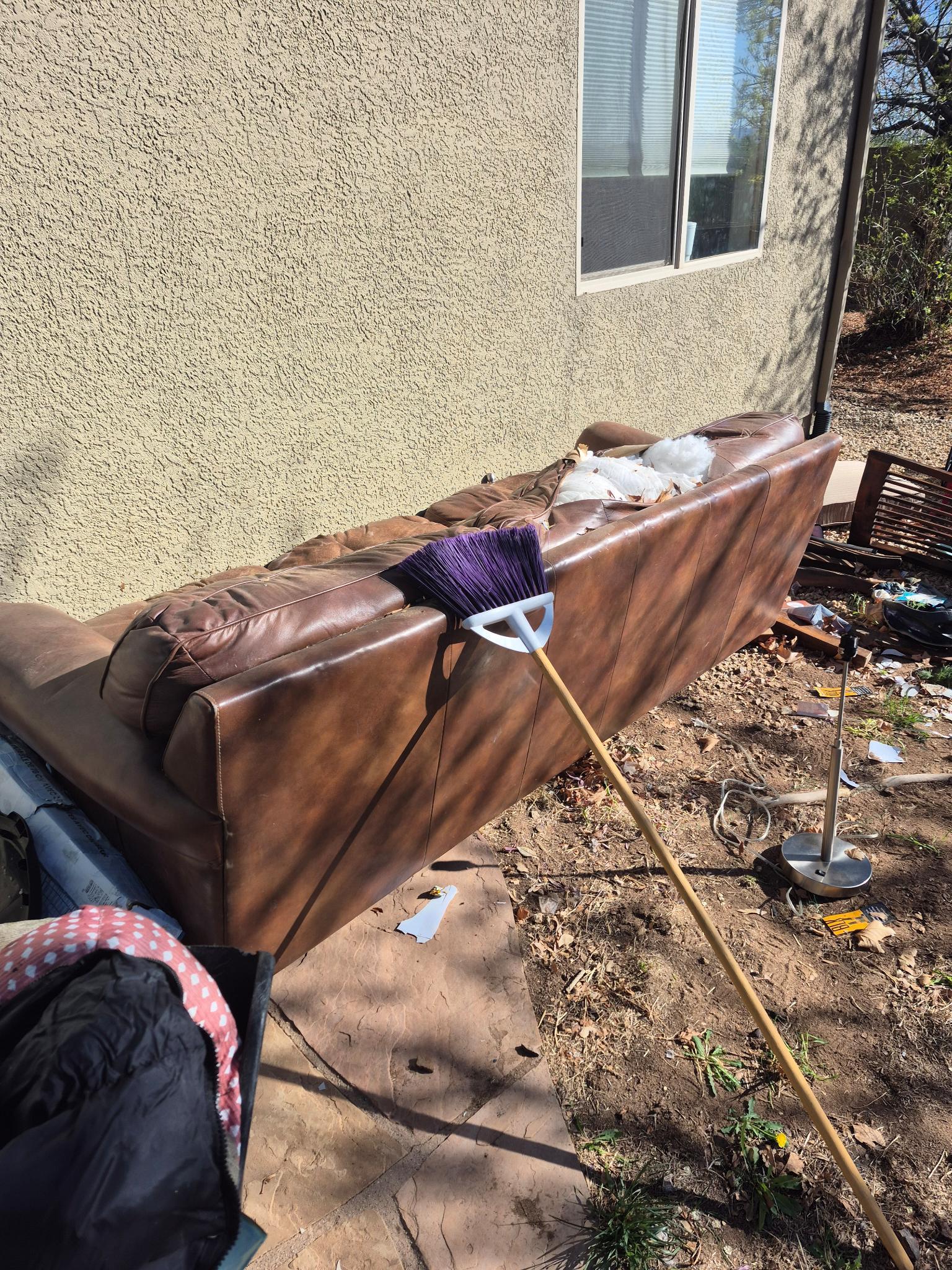 Furniture Removal Prescott Valley – 89A Haul Away